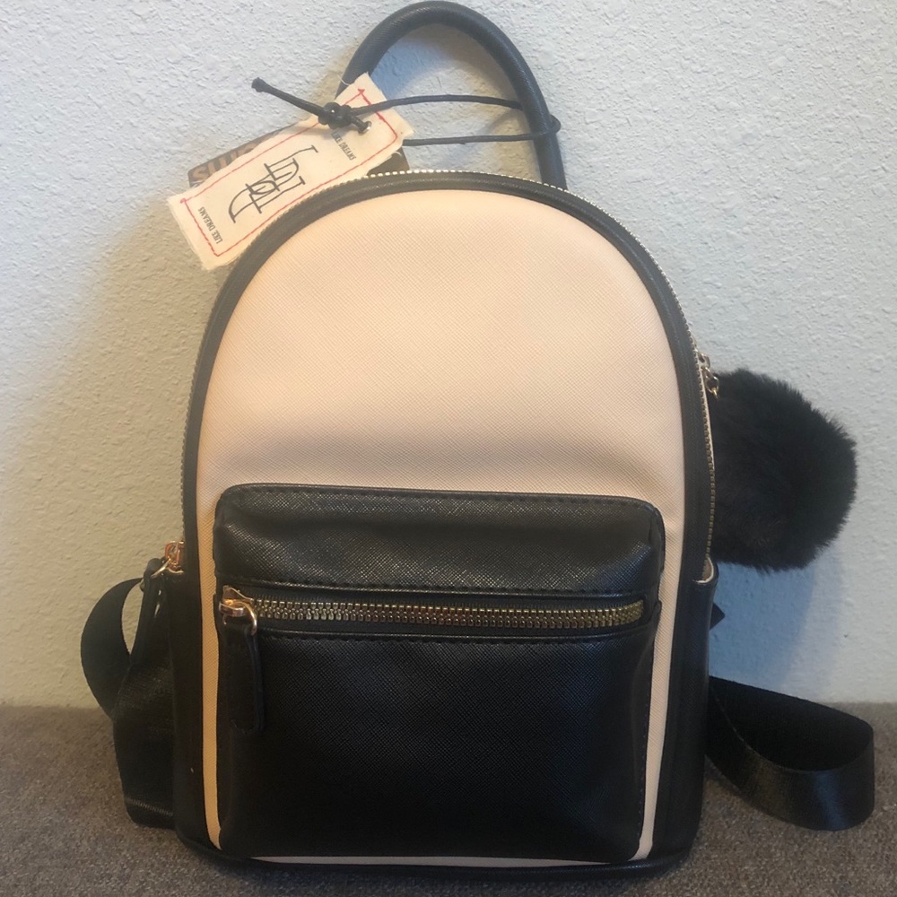 🆕 Like Dreams Mini Backpack Pom Pom